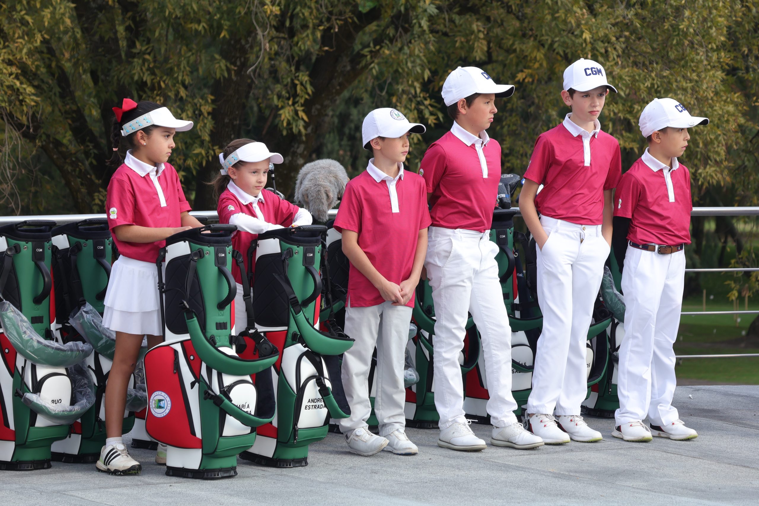 ENTREGA DE BOLSAS CLÍNICA GOLF AGVM 5