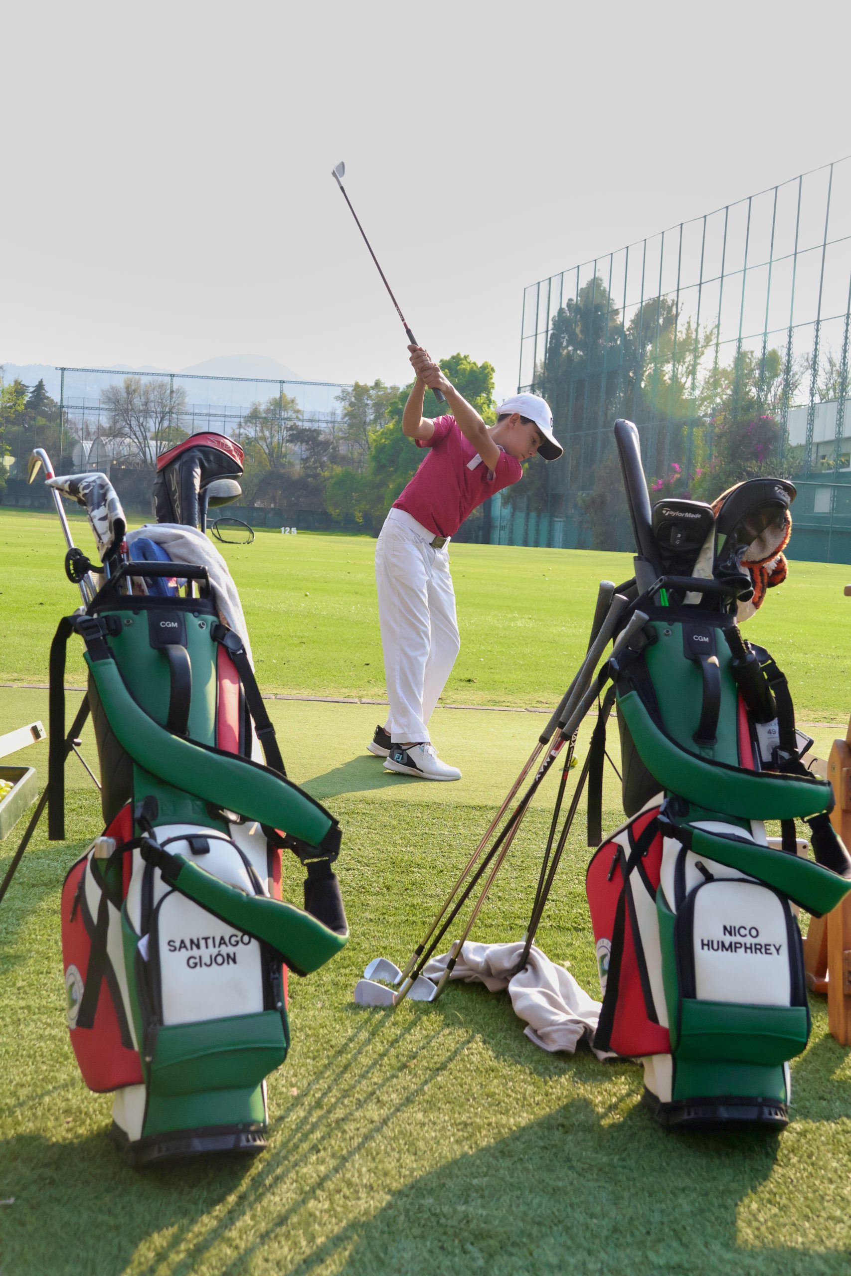 ENTREGA DE BOLSAS CLÍNICA GOLF AGVM 1
